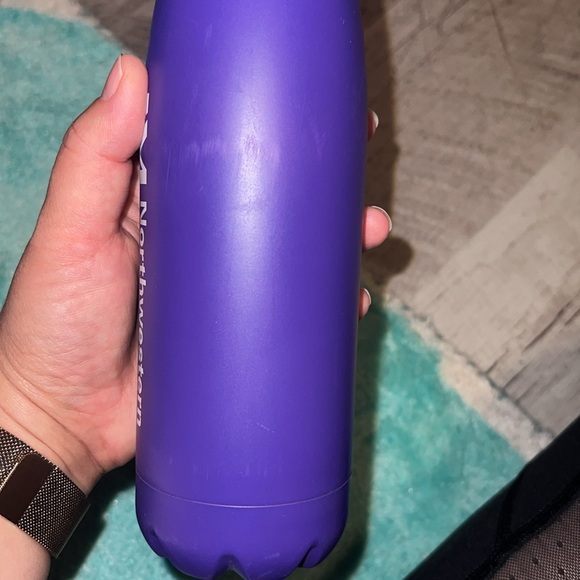NEW Northwestern Medicine aluminum water bottle - Picture 4 of 8